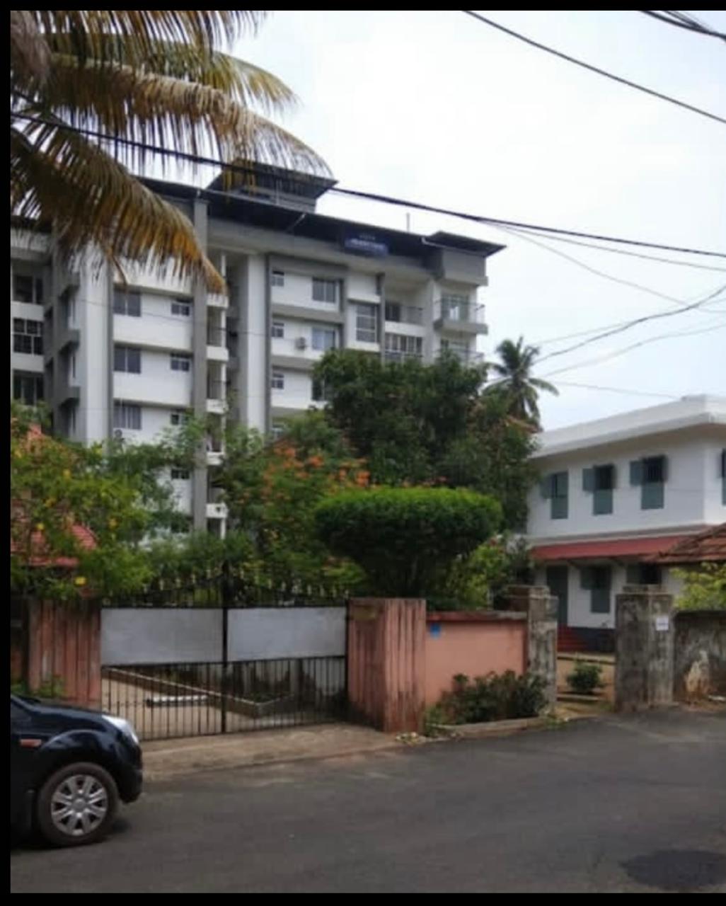 960 sq ft 2 BHK flat for sale at Thripunithura town