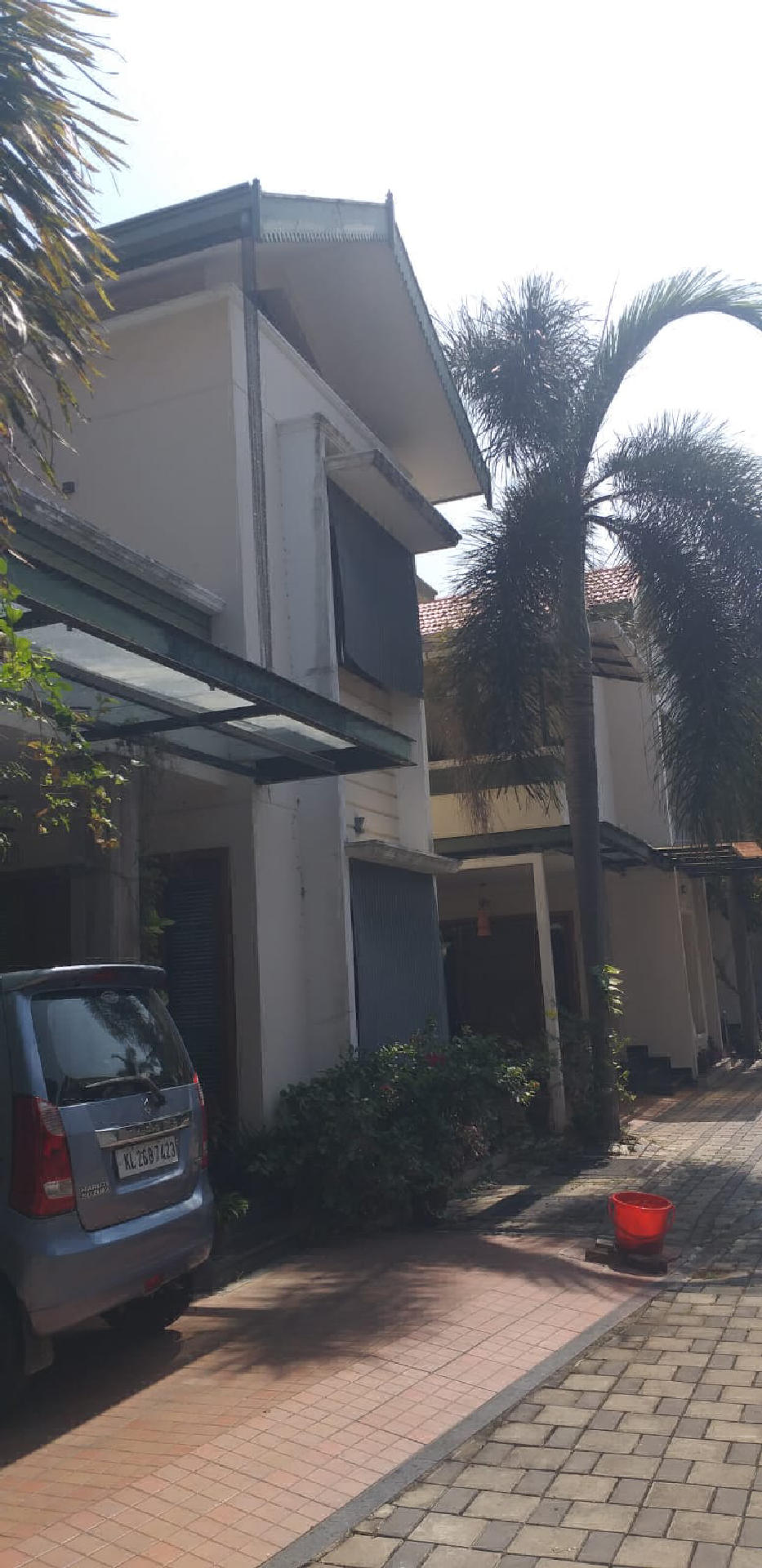 4.497 cents plot with 1808 sqft 3 bhk gated villa for sale at Edappally.