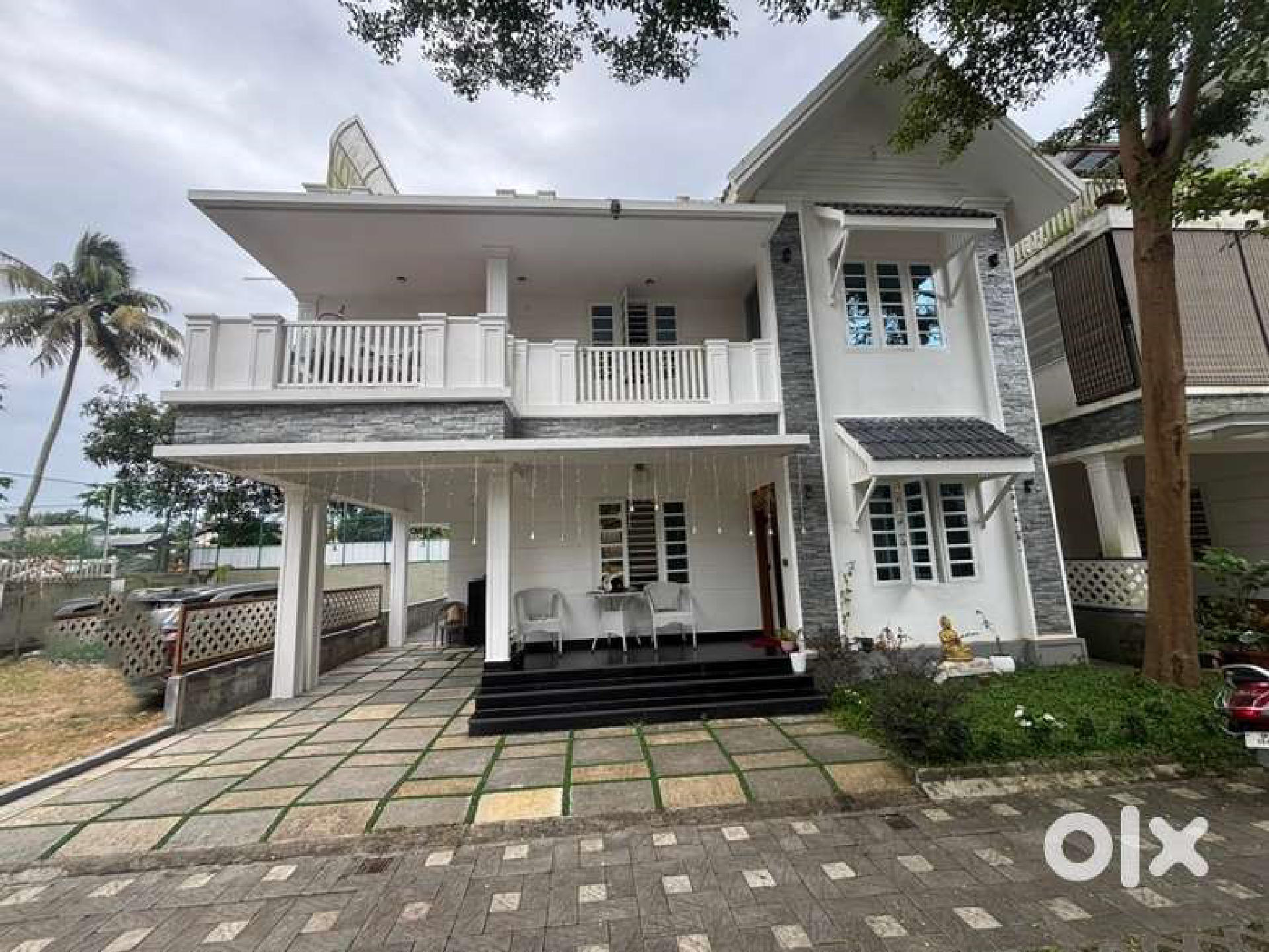 2350 sqft 3 bhk fully furnished villa for sale at Palarivattom.