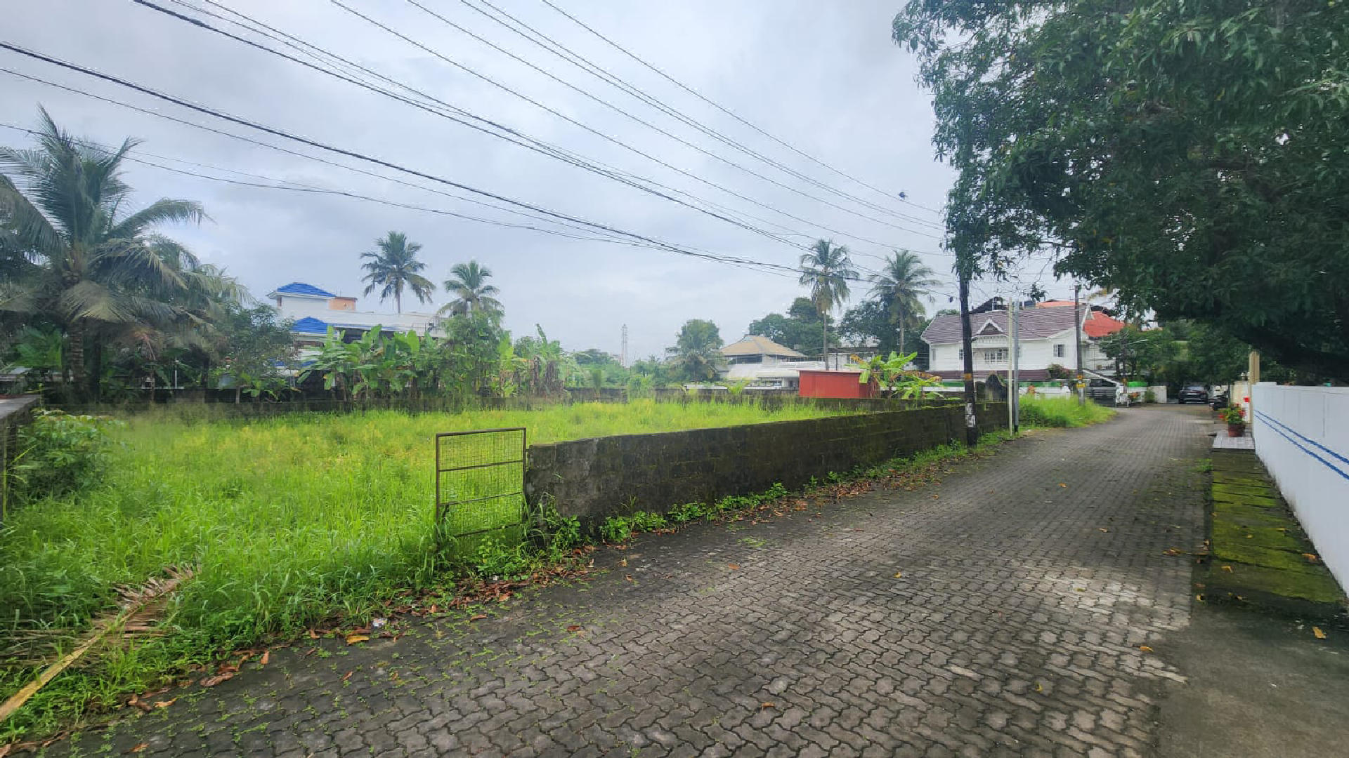 10 cents of residential land for sale at Chilavannoor, Kadavanthra.